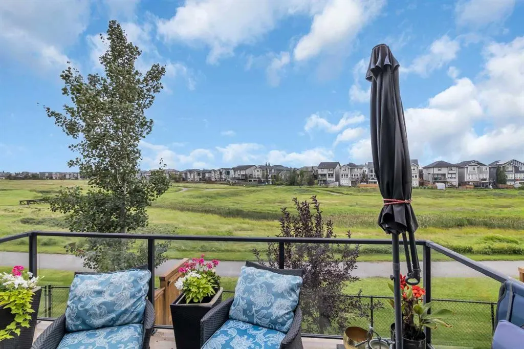1001 8 Street NW, #2902