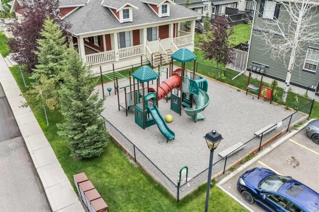 1001 8 Street NW, #2902