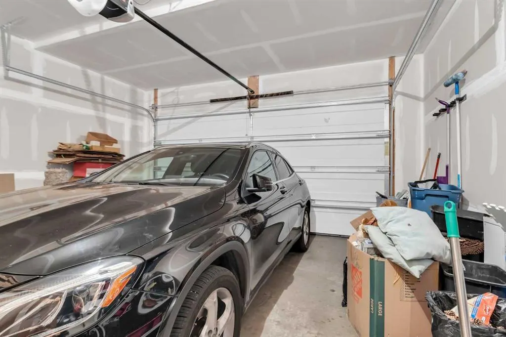 1001 8 Street NW, #2902