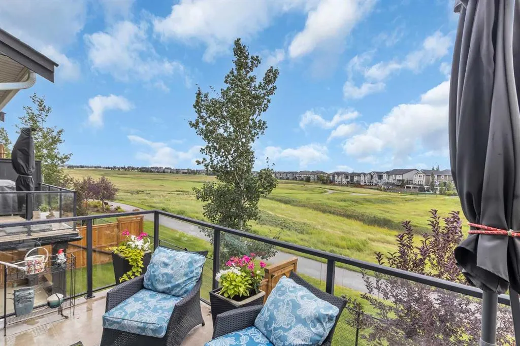1001 8 Street NW, #2902