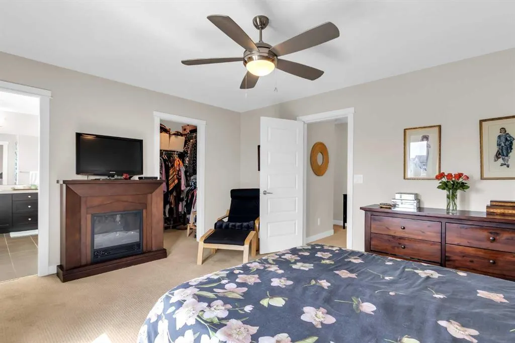 1001 8 Street NW, #2902
