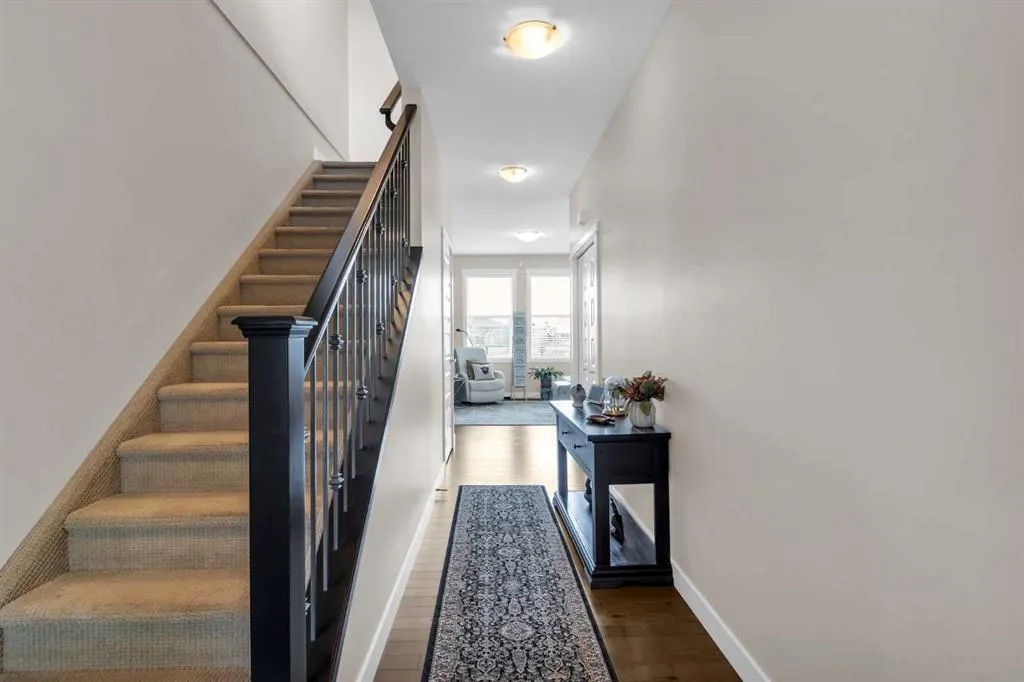 1001 8 Street NW, #2902
