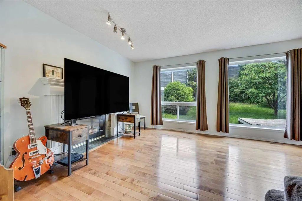192 Douglas Ridge Green SE