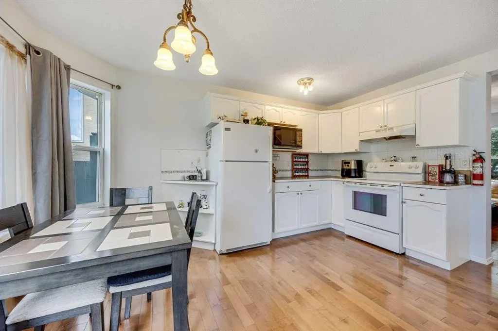 192 Douglas Ridge Green SE