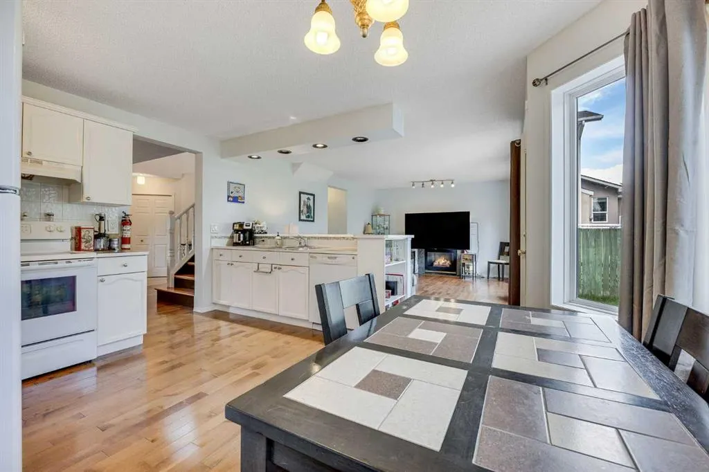 192 Douglas Ridge Green SE