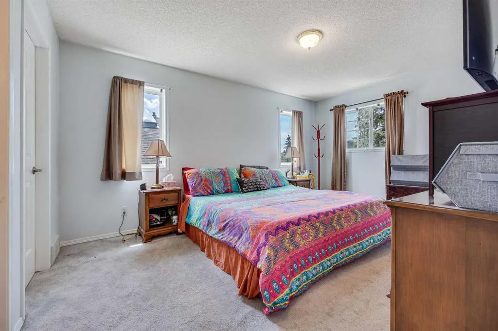 192 Douglas Ridge Green SE