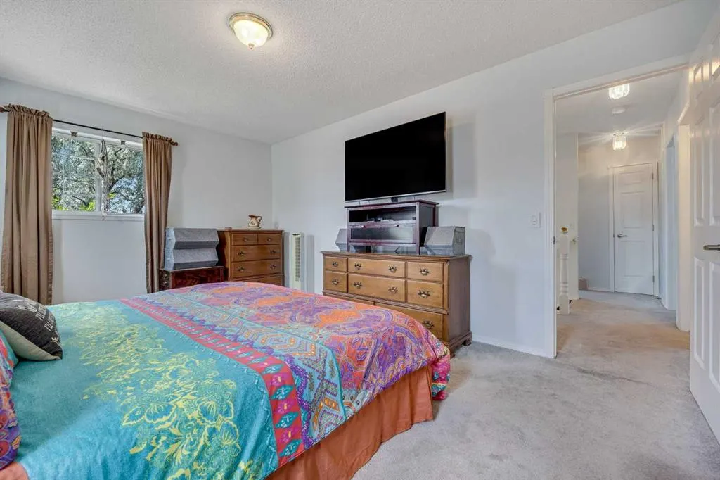 192 Douglas Ridge Green SE