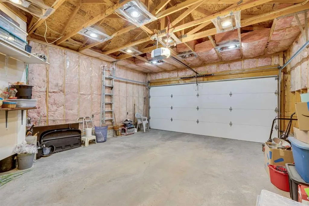 192 Douglas Ridge Green SE