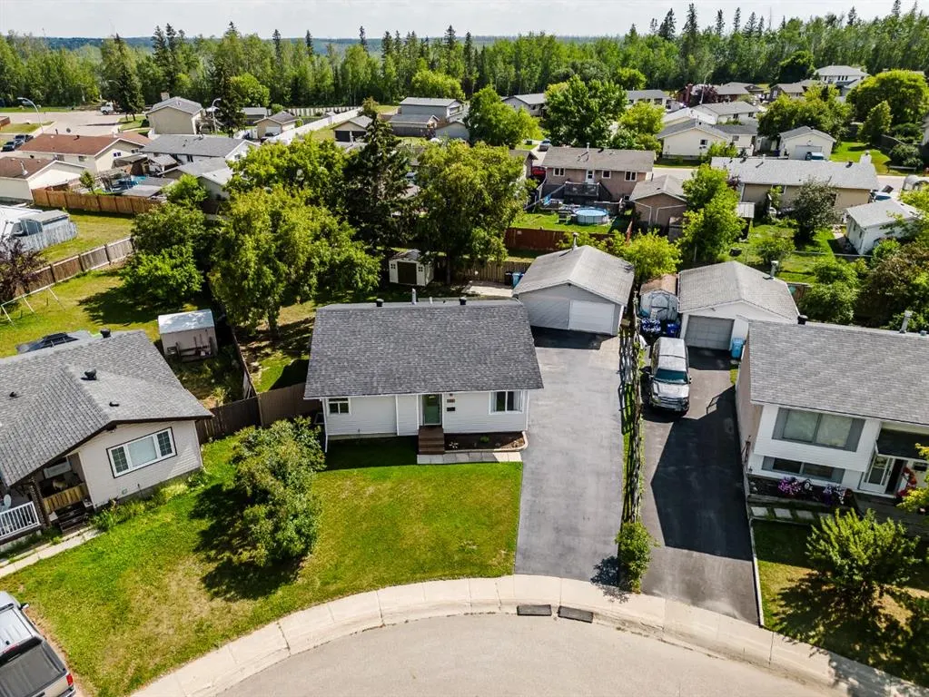 208 Silvertip Place