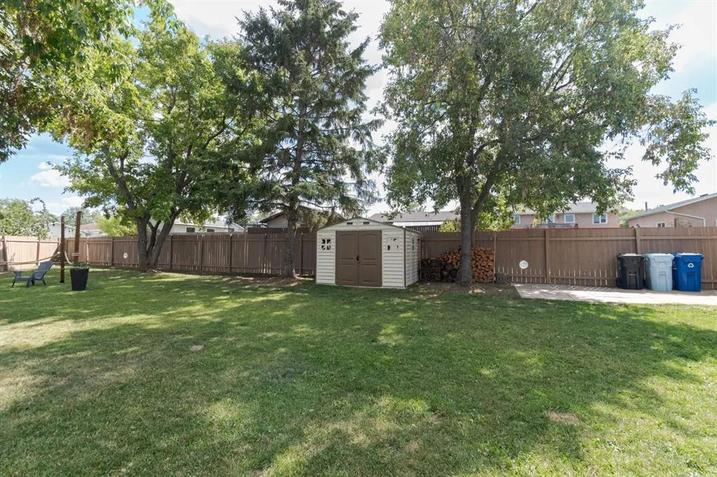 208 Silvertip Place