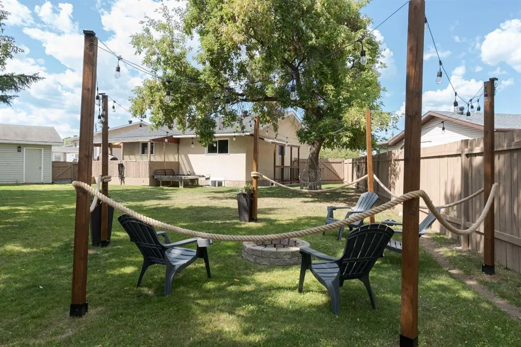 208 Silvertip Place