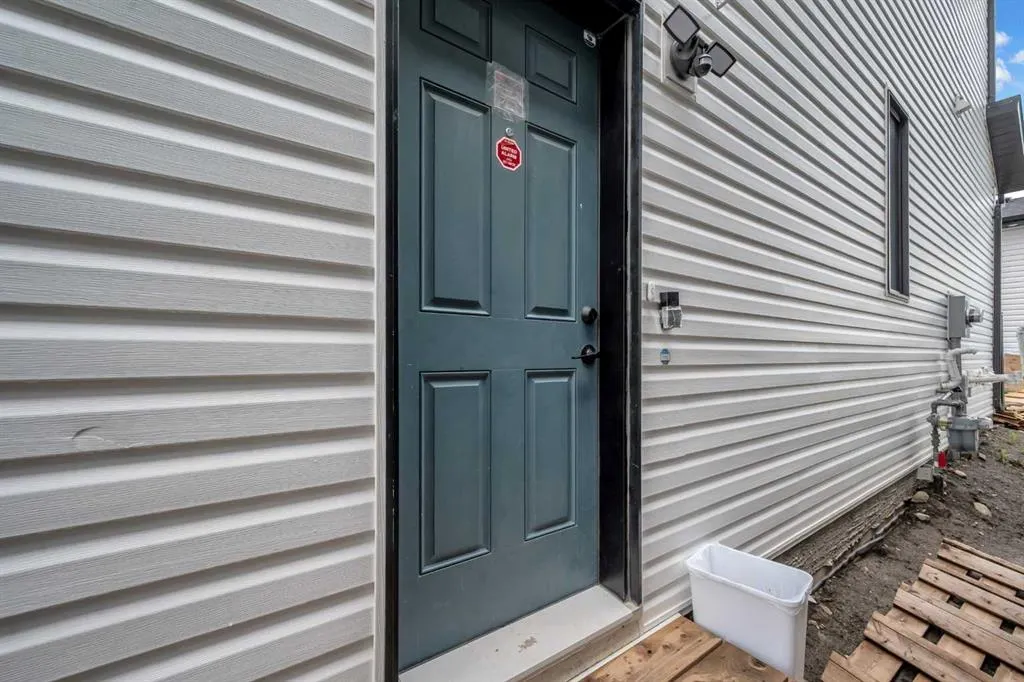 34 Sage Hill Lane NW