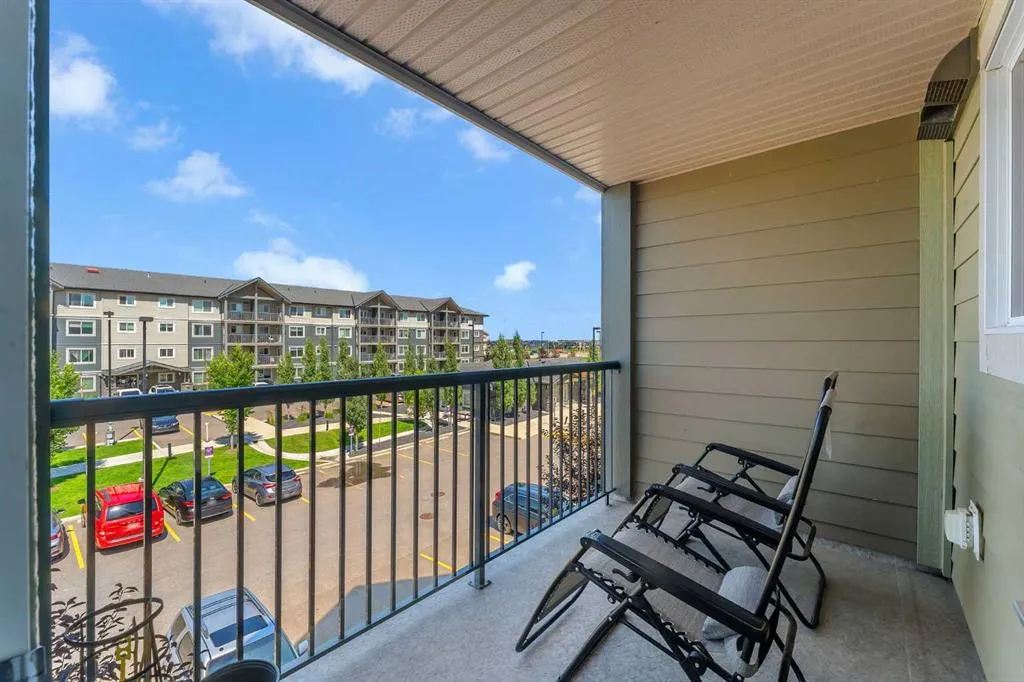 181 Skyview Ranch Manor NE, #1307