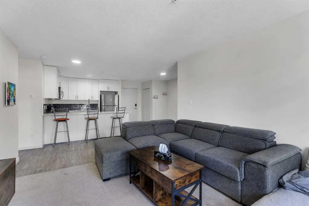 181 Skyview Ranch Manor NE, #1307