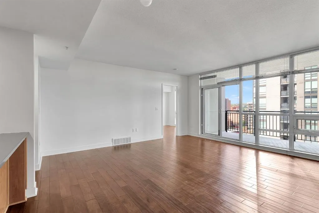 1118 12 Avenue SW, #901