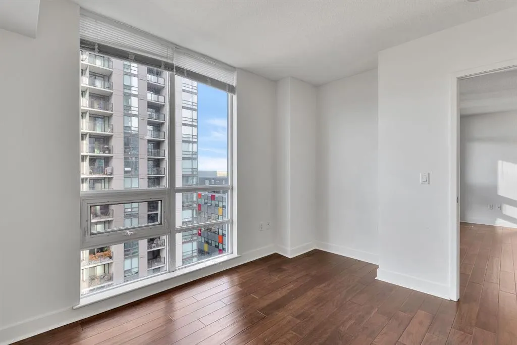 1118 12 Avenue SW, #901