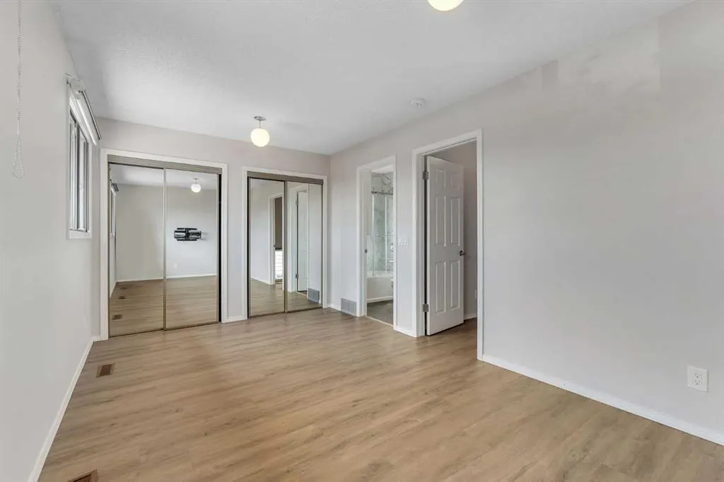 37 Edgeford Way NW