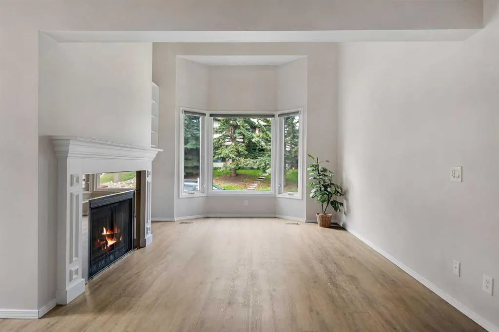 37 Edgeford Way NW