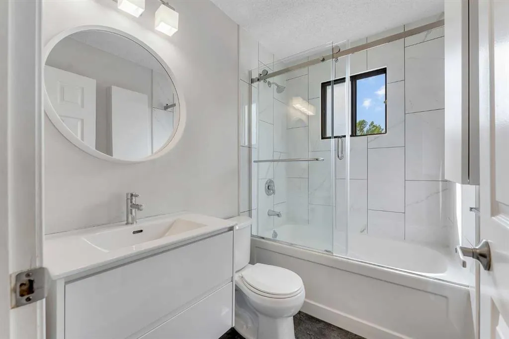 37 Edgeford Way NW