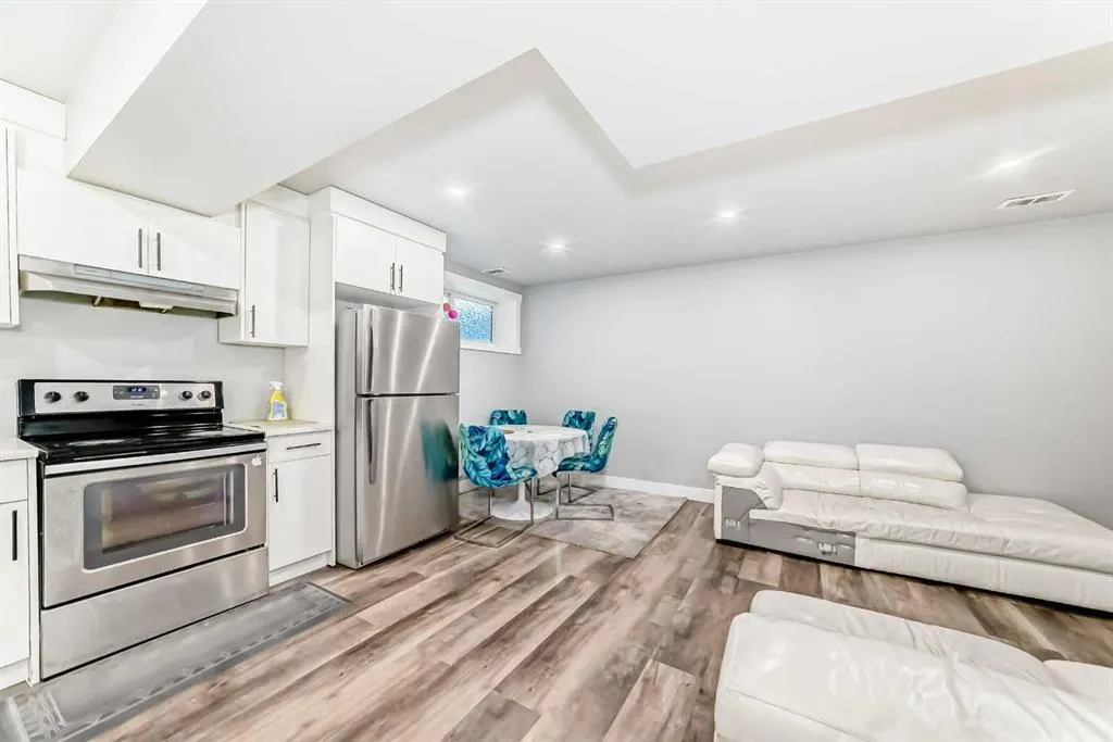 69 Redstone Villas NE