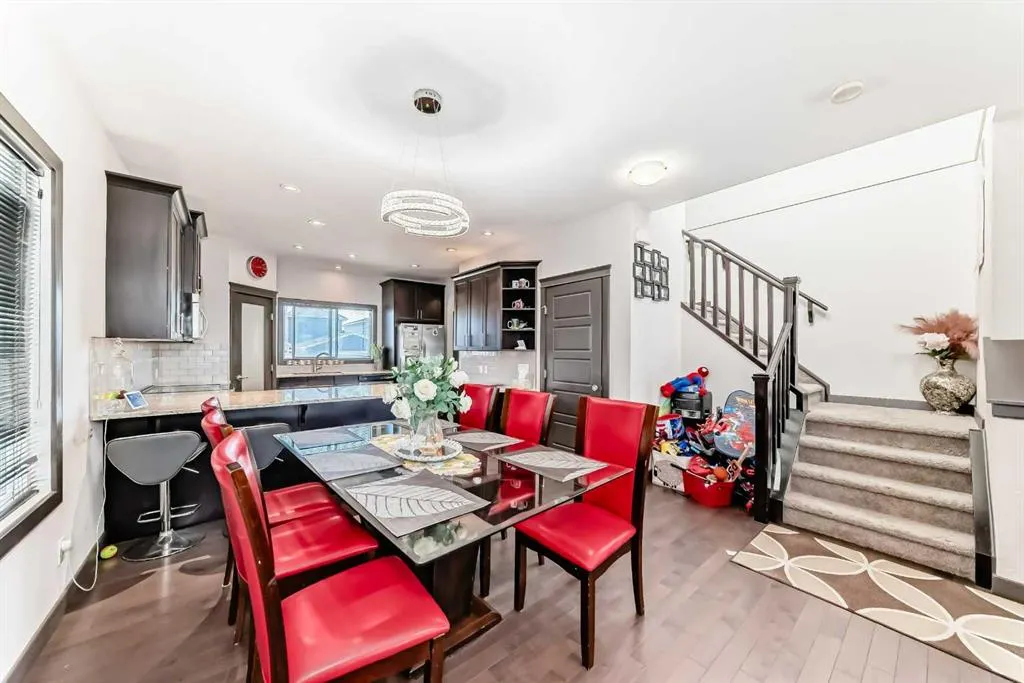 69 Redstone Villas NE