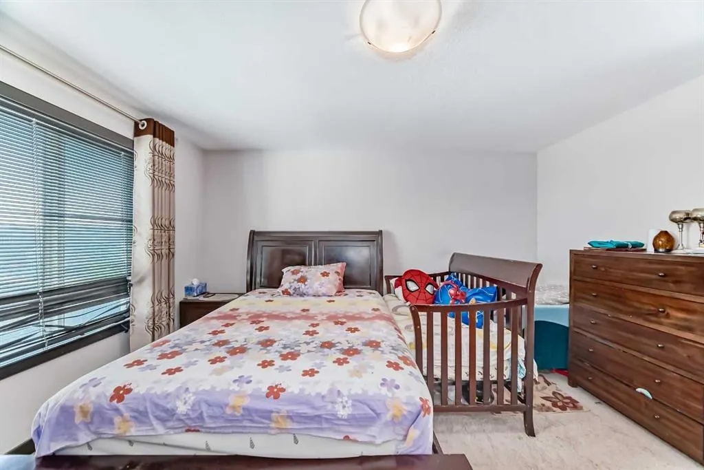 69 Redstone Villas NE