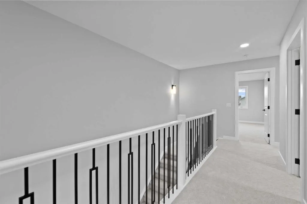 199 Belvedere Crescent SE
