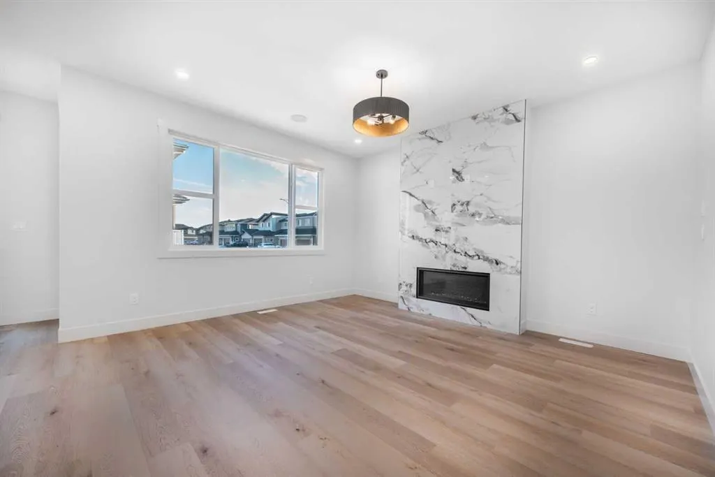 289 Waterford Heath