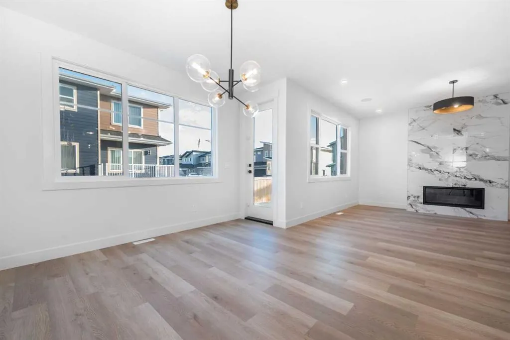 289 Waterford Heath