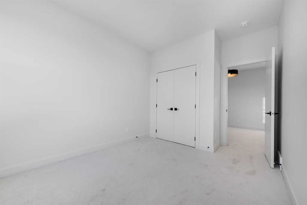 289 Waterford Heath