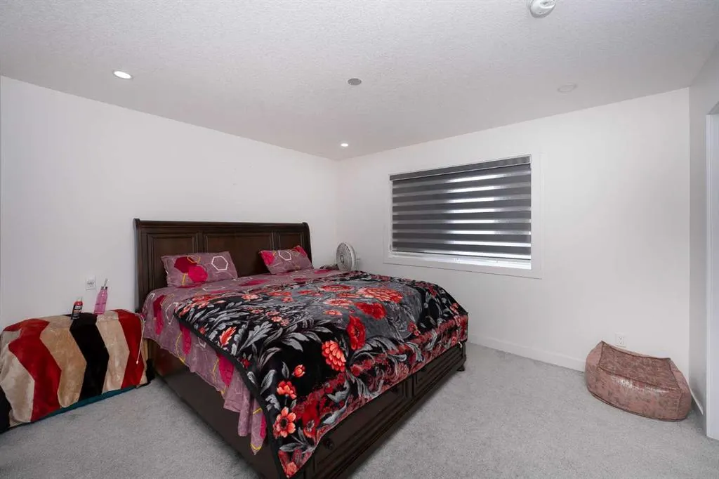 64 Belvedere Park SE