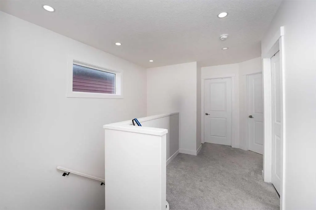 64 Belvedere Park SE