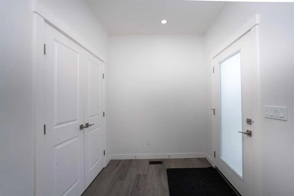 64 Belvedere Park SE
