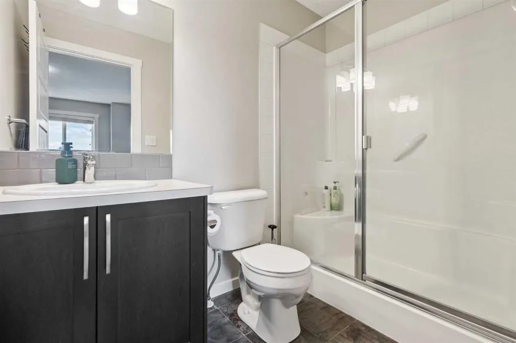 2400 Ravenswood View SE, #1110
