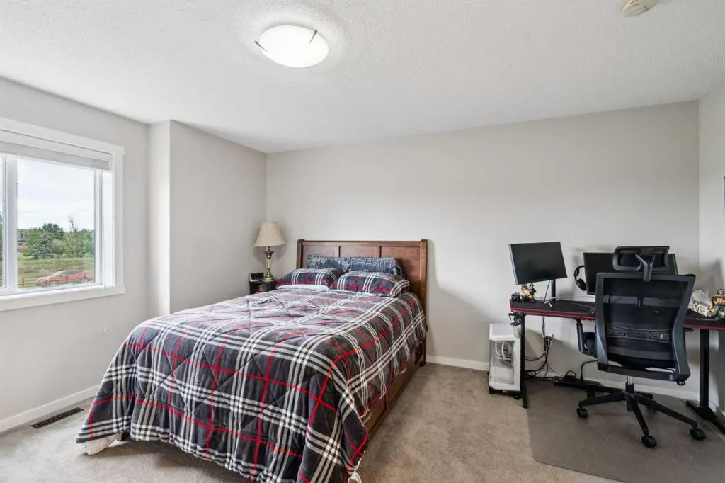 2400 Ravenswood View SE, #1110