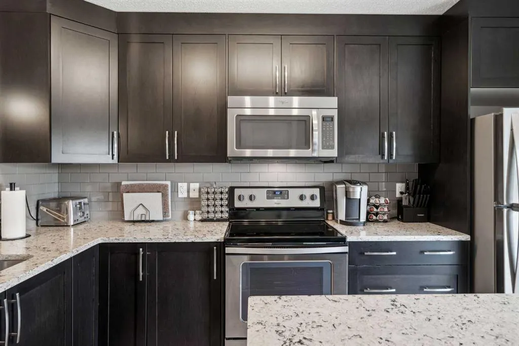 2400 Ravenswood View SE, #1110
