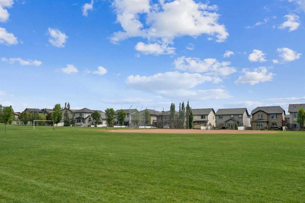 2400 Ravenswood View SE, #1110