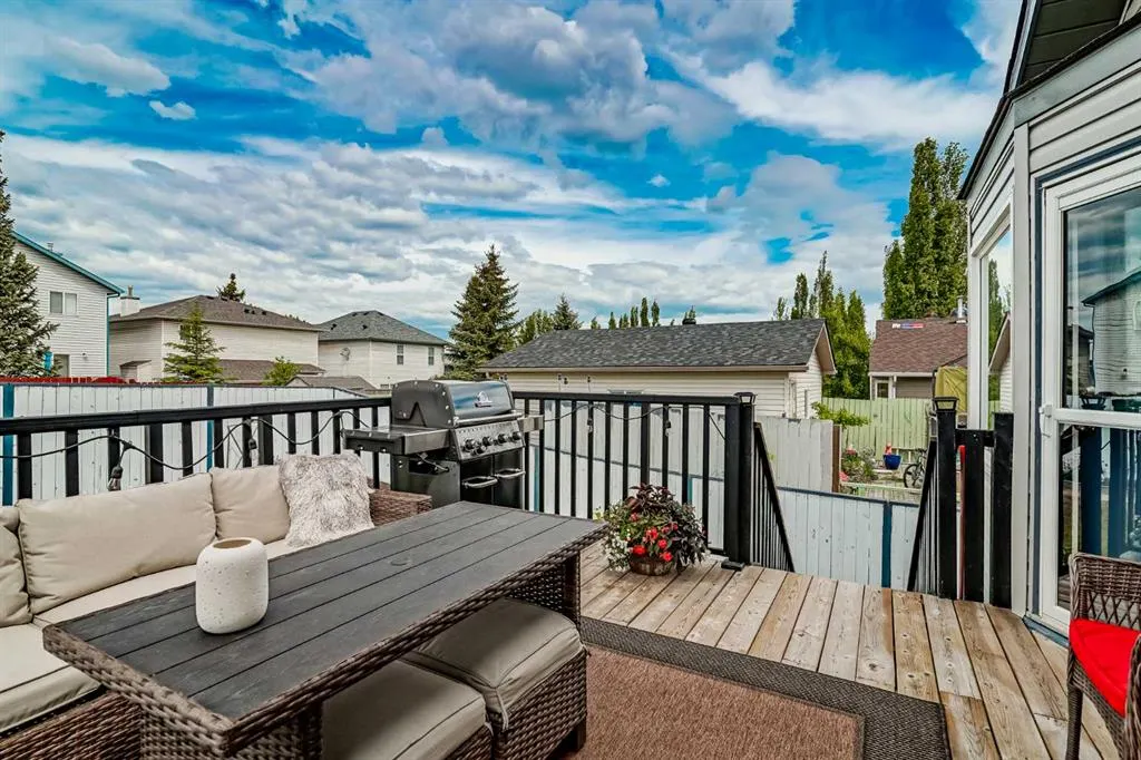 47 Harvest Glen Rise NE