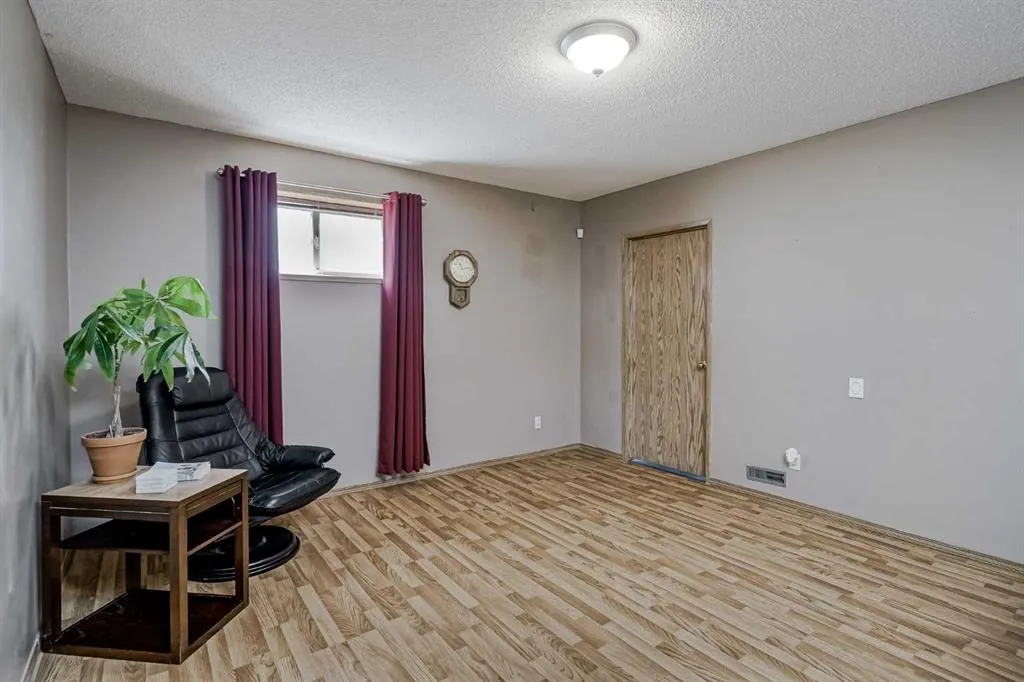 47 Harvest Glen Rise NE