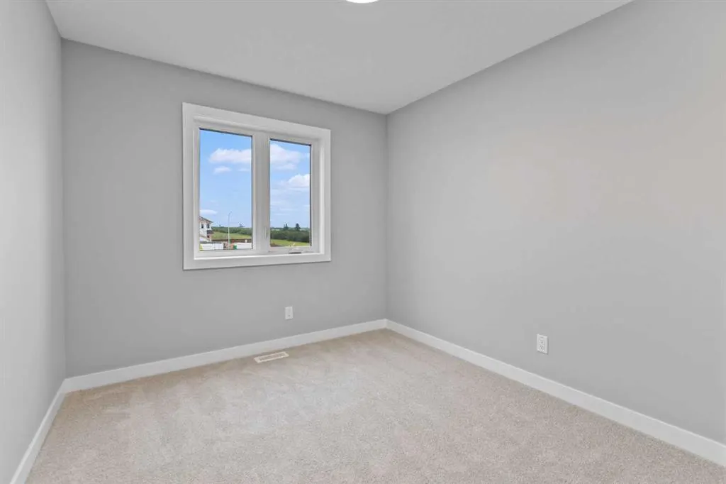 191 Belvedere Crescent SE