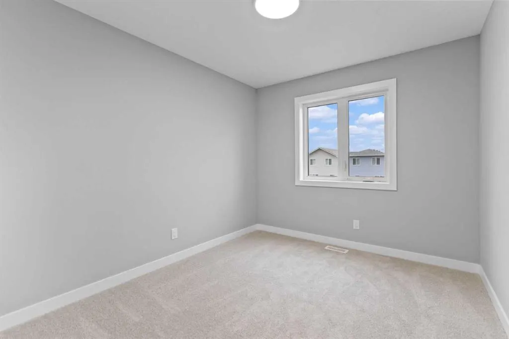 191 Belvedere Crescent SE