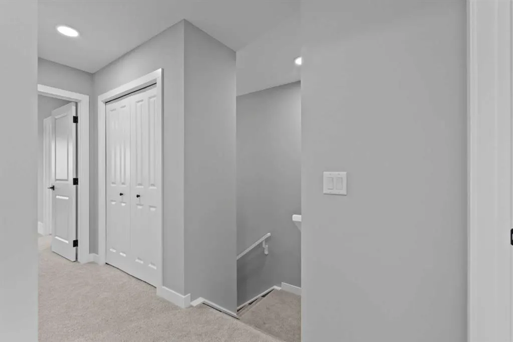 191 Belvedere Crescent SE