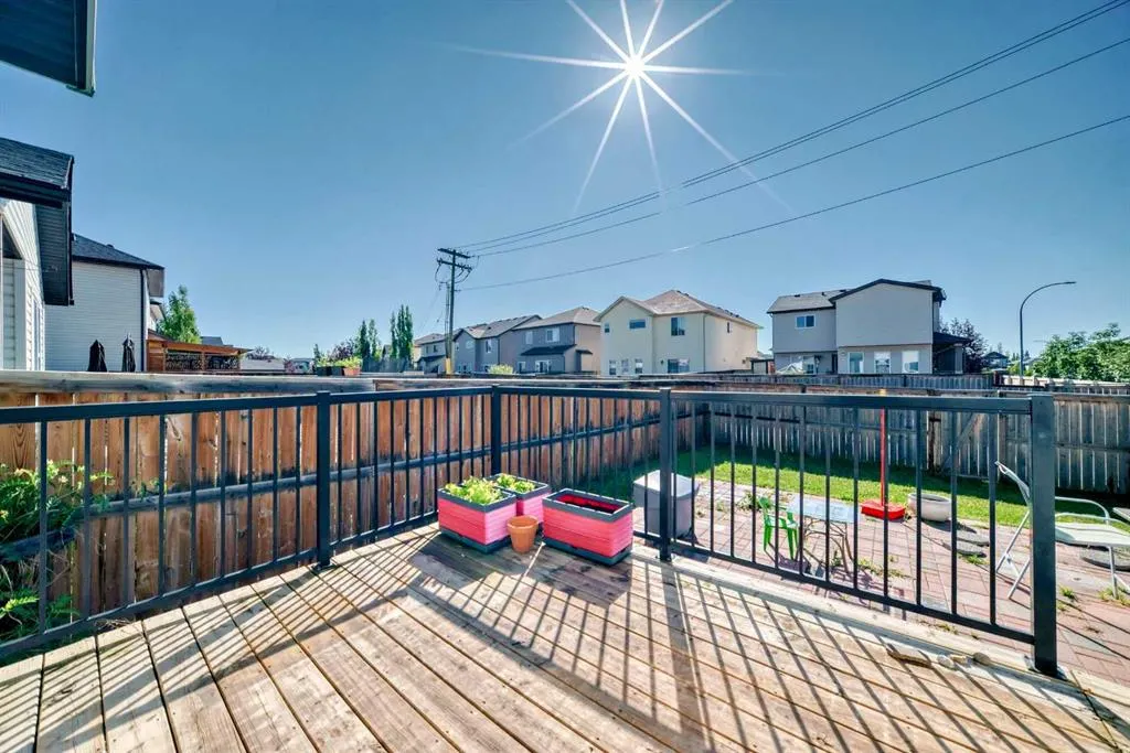 7 Covecreek Place NE