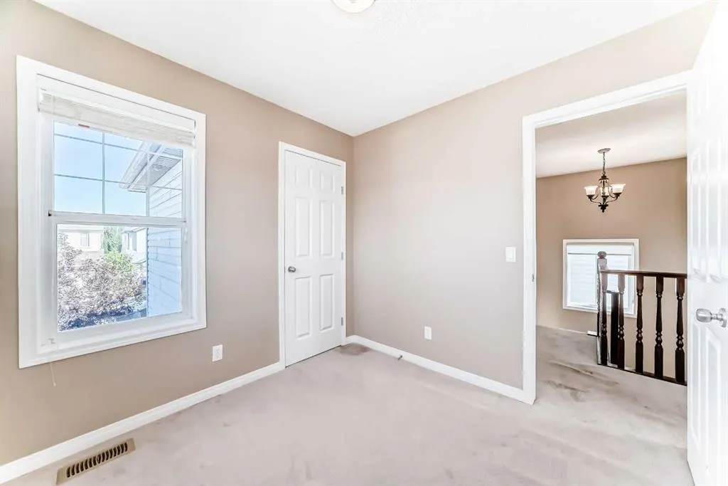 7 Covecreek Place NE