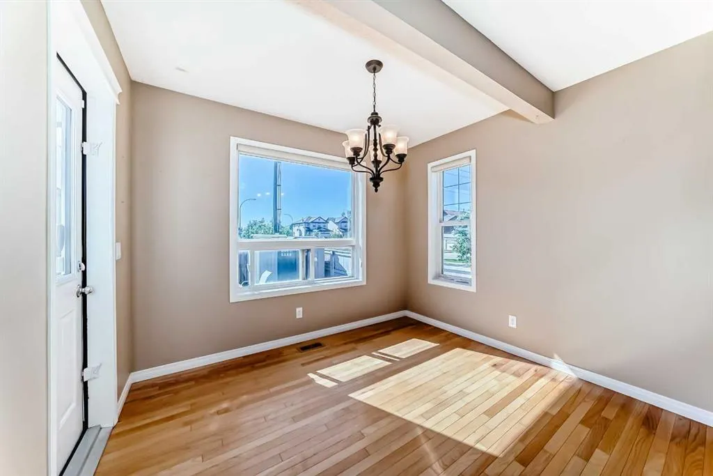 7 Covecreek Place NE