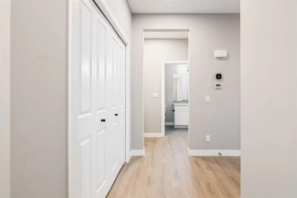 147 Belvedere Crescent SE