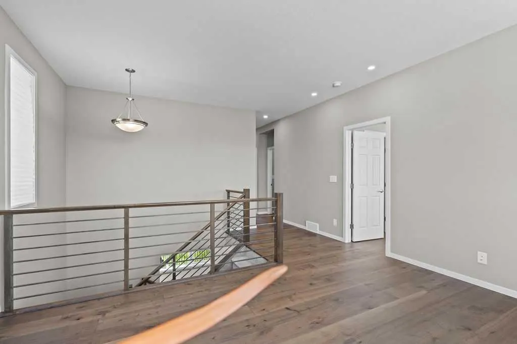 169 carringwood Close NW