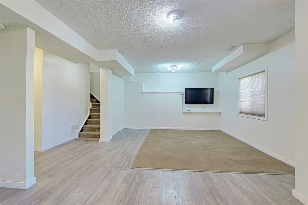 4 Kincora Mews NW