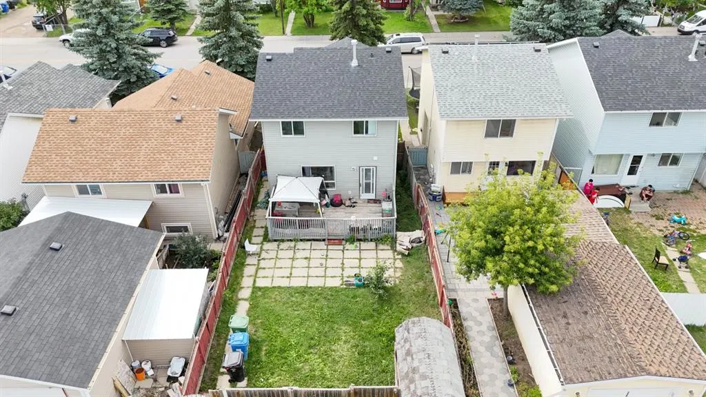 136 Martindale Drive NE