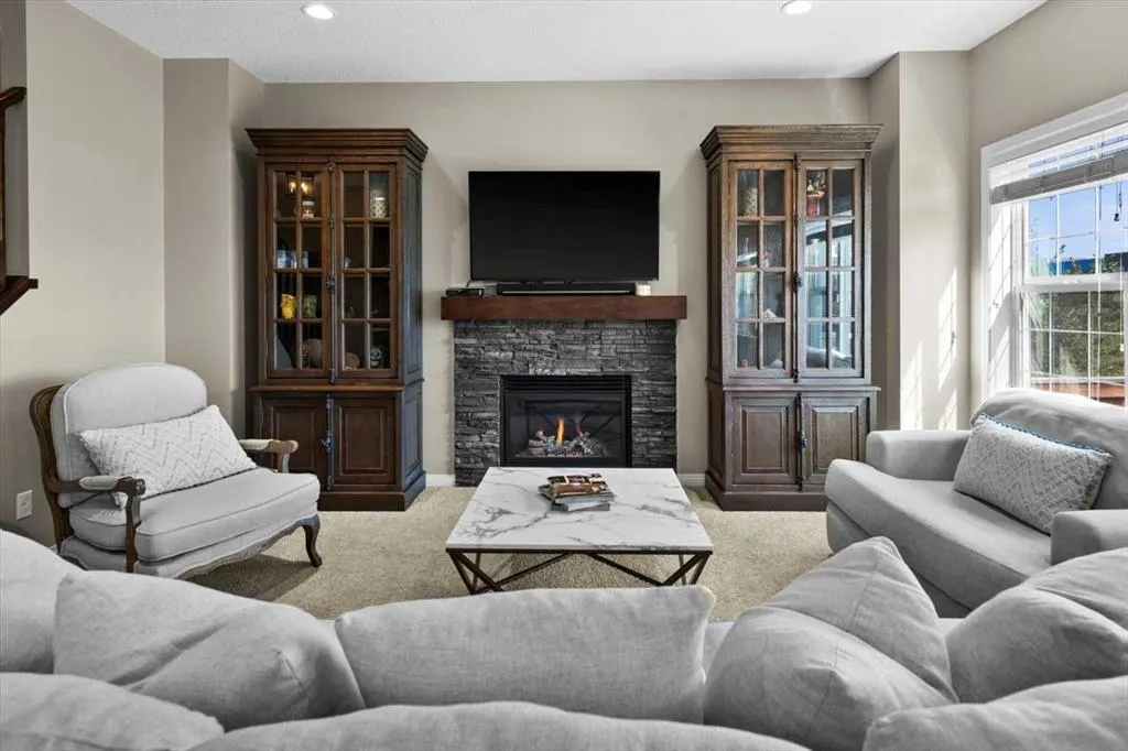 1881 Reunion Terrace NW